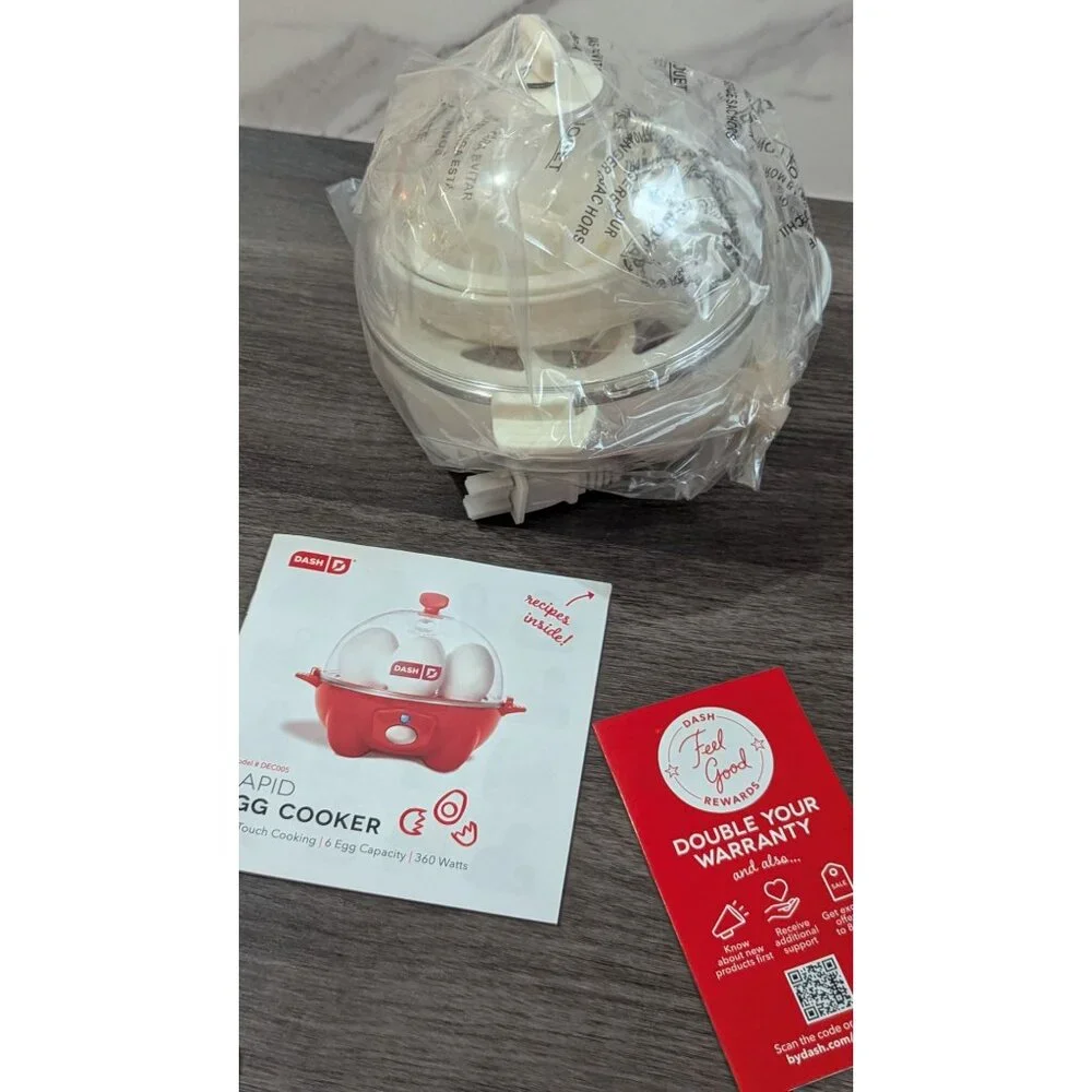 Dash Rapid Egg Cooker DEC005 White 6 Egg‎ Capacity Auto-Off 360 Watts New In Box
